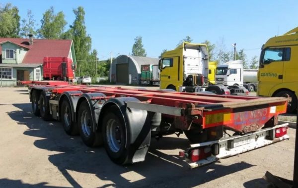 Оказываем грузоперевозки контейнеров на полуприцепах - Черкесск, заказать или взять в аренду