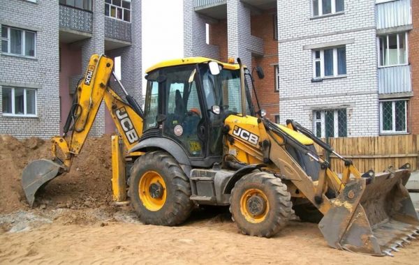 Услуги экскаватора погрузчика JCB 3CX для земляных работ - Черкесск, заказать или взять в аренду