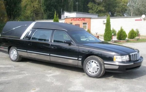 Cadillac DeVille - Черкесск, заказать или взять в аренду