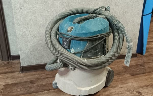 Прокат пылесоса Makita VC2512L - Черкесск, заказать или взять в аренду