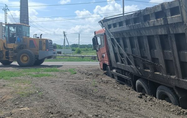 Эвакуация грузовых авто и автобусов. 24 часа. - Черкесск, цены, предложения специалистов