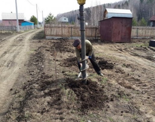 Бурение ям и отверстий в грунте - услуги бурояма и бензобура стоимость услуг и где заказать - Черкесск