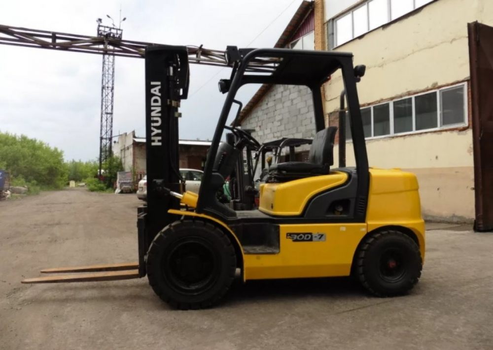 Вилочный погрузчик Komatsu взять в аренду, заказать, цены, услуги - Черкесск