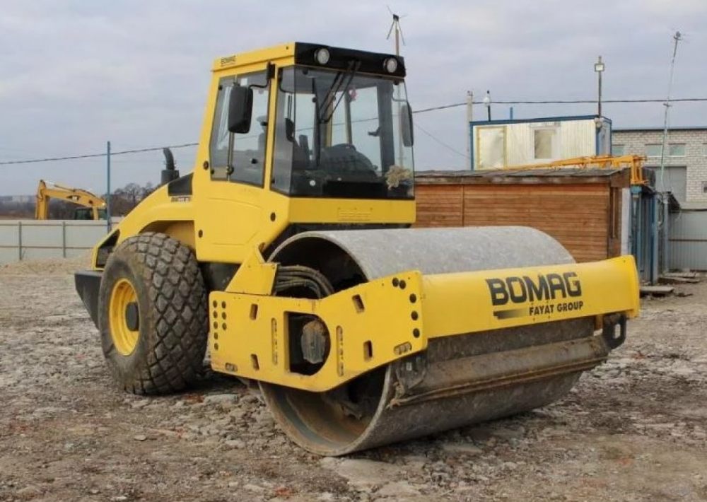 Каток Bomag BW-213 D4 взять в аренду, заказать, цены, услуги - Черкесск