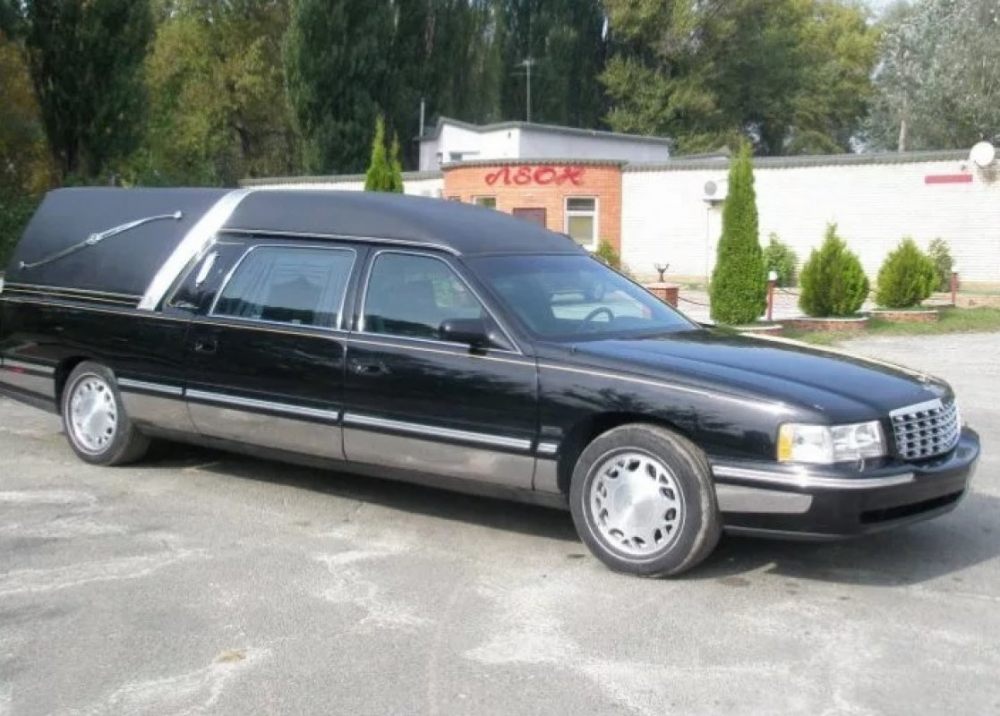 Катафалк Cadillac DeVille взять в аренду, заказать, цены, услуги - Черкесск