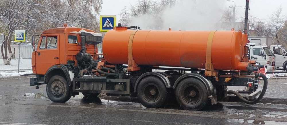Откачка ила. Услуги илососа и ассенизатора стоимость услуг и где заказать - Черкесск