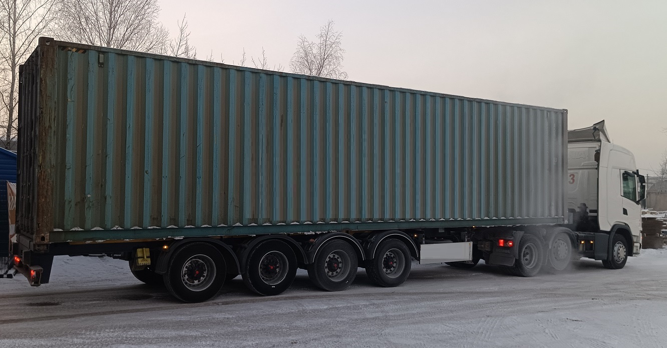 Контейнеровоз для перевозки контейнеров 20 и 40 футов в Черкесске
